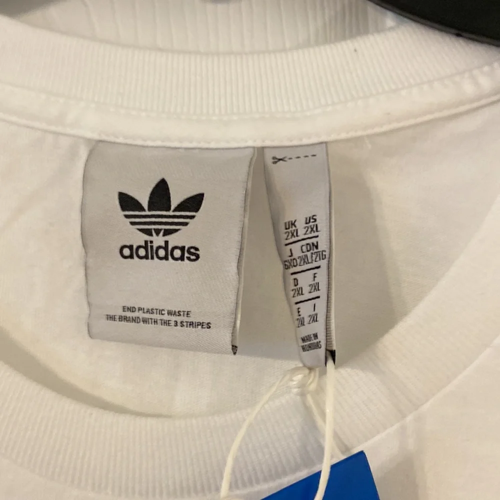 Adidas Man Short sleeve shirt size 2XL brand new with tags length 32” bust 56” - Picture 4 of 12